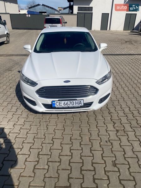 Седан Ford Fusion 2013 в Черновцах