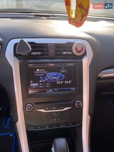 Седан Ford Fusion 2013 в Черновцах