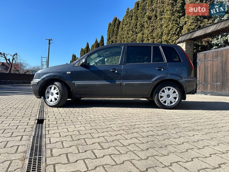 Хетчбек Ford Fusion 2008 в Надвірній