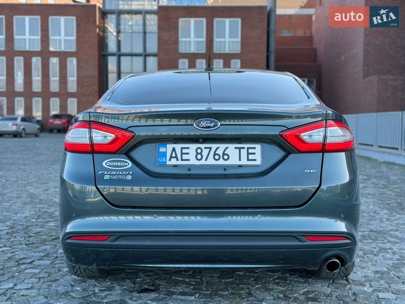 Седан Ford Fusion 2015 в Днепре