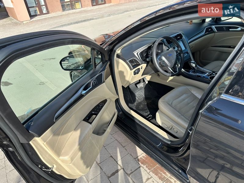 Седан Ford Fusion 2014 в Тернополе