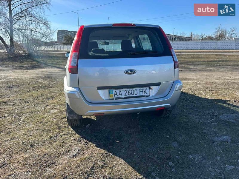 Хэтчбек Ford Fusion 2010 в Киеве