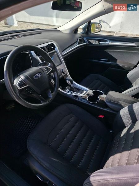 Седан Ford Fusion 2013 в Львове