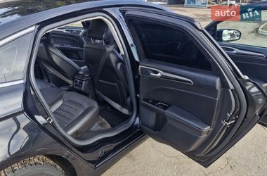 Седан Ford Fusion 2015 в Вышгороде