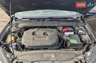 Седан Ford Fusion 2015 в Вышгороде