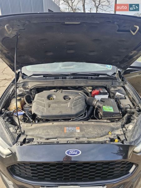 Седан Ford Fusion 2015 в Вишгороді