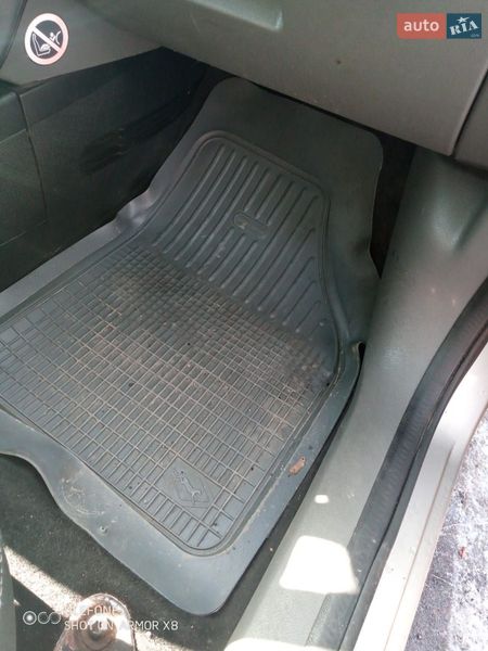 Хэтчбек Ford Fusion 2004 в Смеле