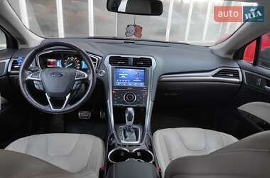 Седан Ford Fusion 2014 в Львове