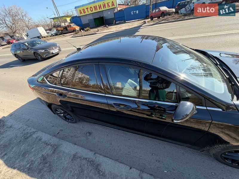 Седан Ford Fusion 2015 в Киеве