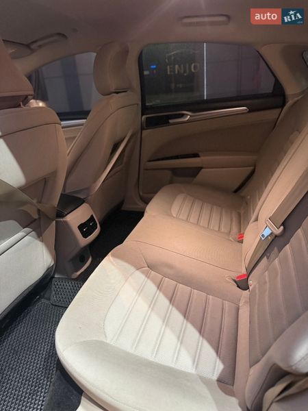 Седан Ford Fusion 2018 в Днепре