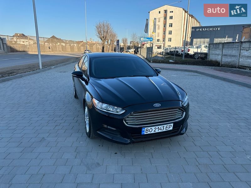Седан Ford Fusion 2015 в Івано-Франківську