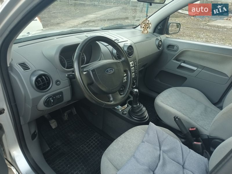 Хэтчбек Ford Fusion 2005 в Одессе