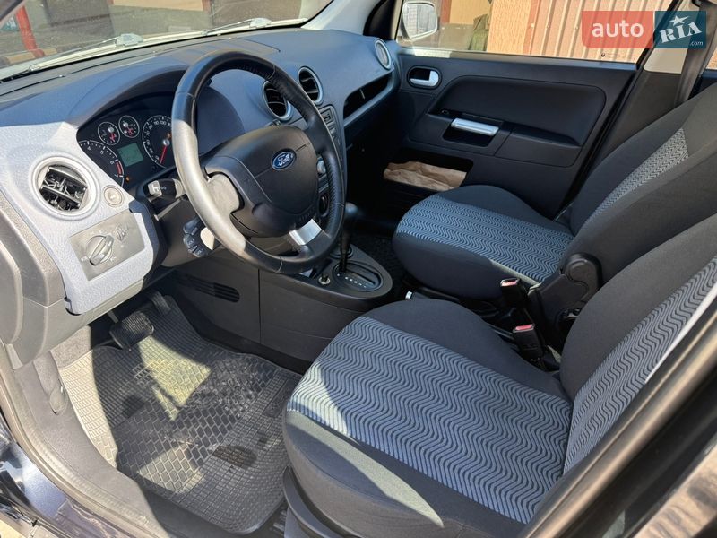 Хетчбек Ford Fusion 2009 в Полтаві