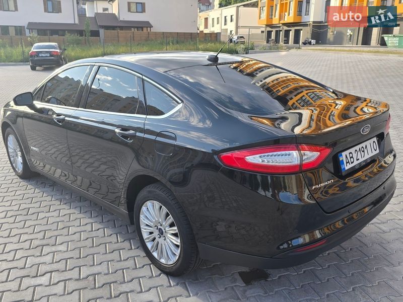 Седан Ford Fusion 2013 в Виннице