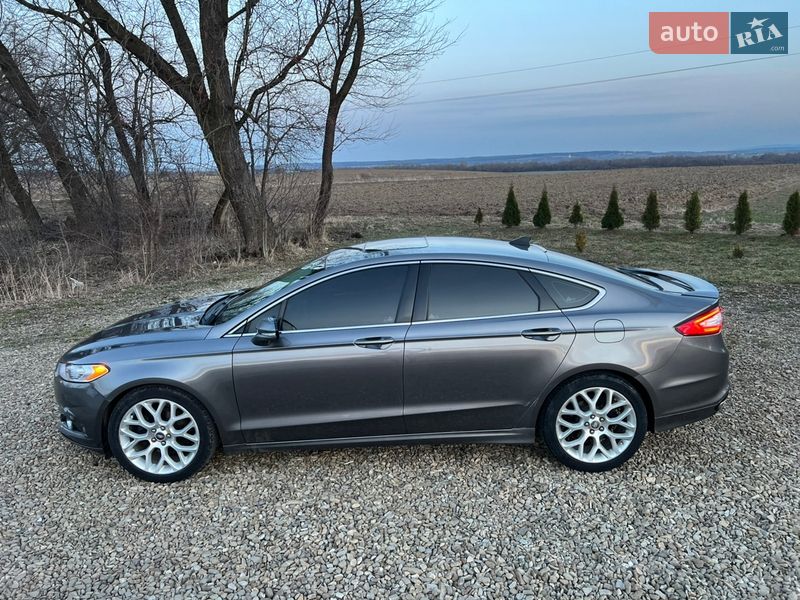 Седан Ford Fusion 2013 в Старому Самборі