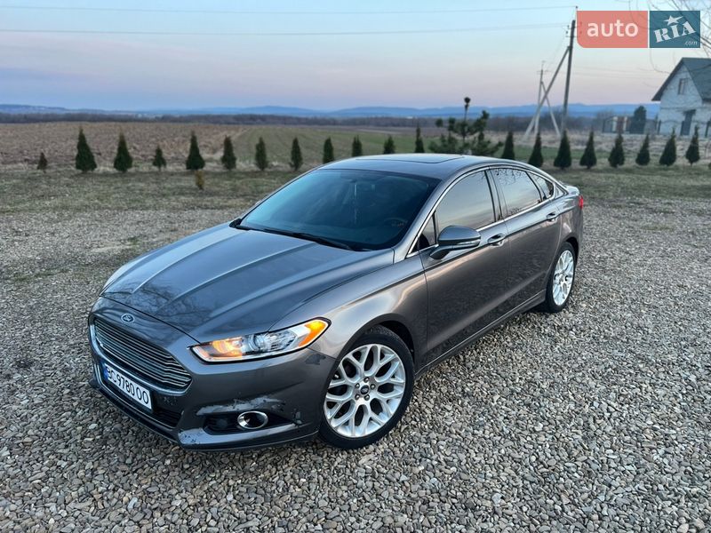 Седан Ford Fusion 2013 в Старому Самборі