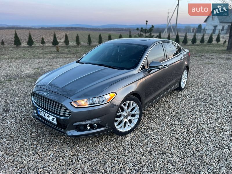 Седан Ford Fusion 2013 в Старому Самборі