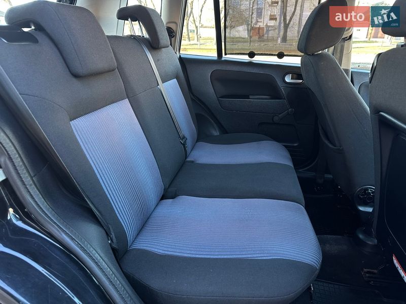 Хэтчбек Ford Fusion 2011 в Николаеве