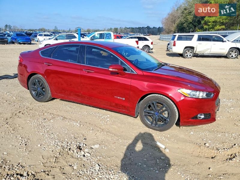 Седан Ford Fusion 2016 в Кропивницькому