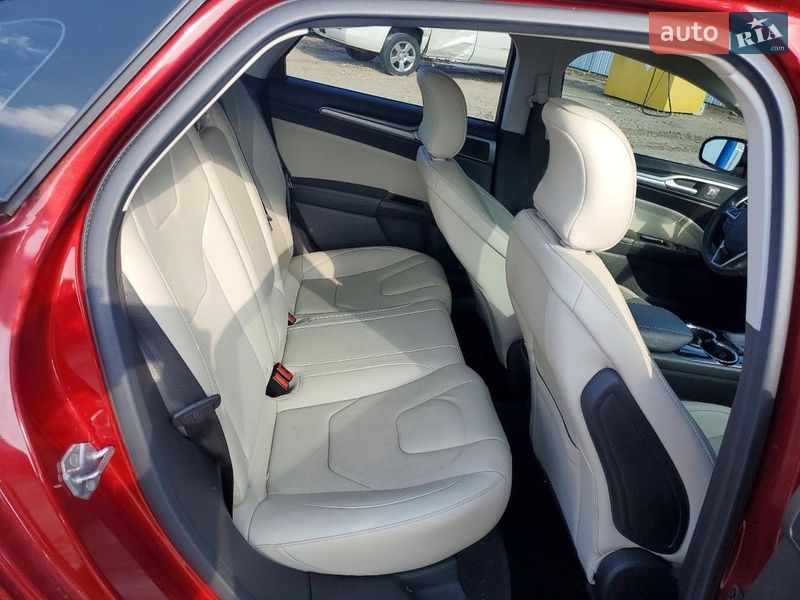 Седан Ford Fusion 2016 в Кропивницькому