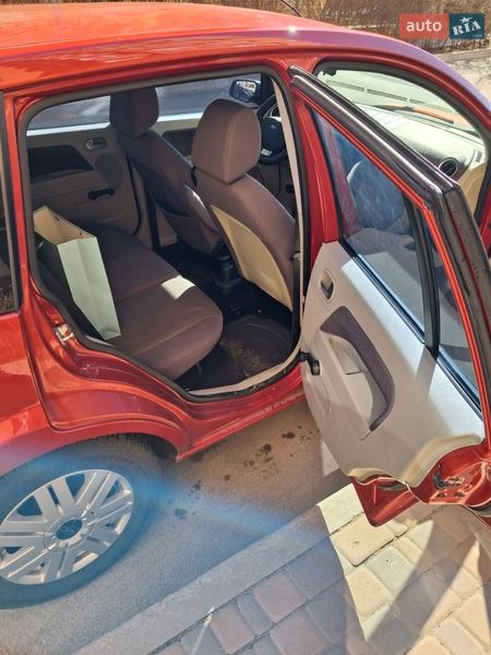 Хэтчбек Ford Fusion 2006 в Киеве