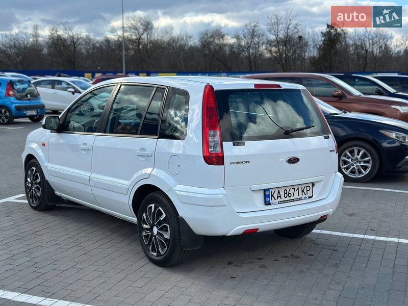 Хэтчбек Ford Fusion 2010 в Николаеве