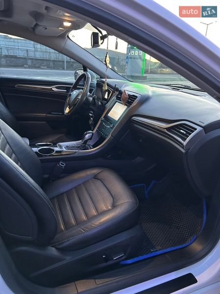 Седан Ford Fusion 2013 в Могилів-Подільському