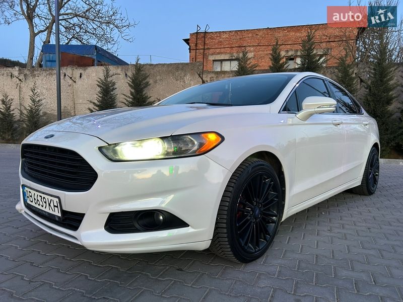 Седан Ford Fusion 2013 в Могилів-Подільському