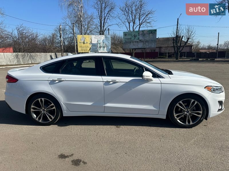 Седан Ford Fusion 2020 в Первомайске