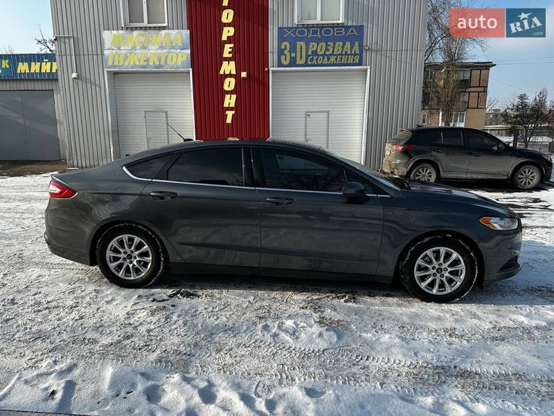 Седан Ford Fusion 2016 в Кривом Роге