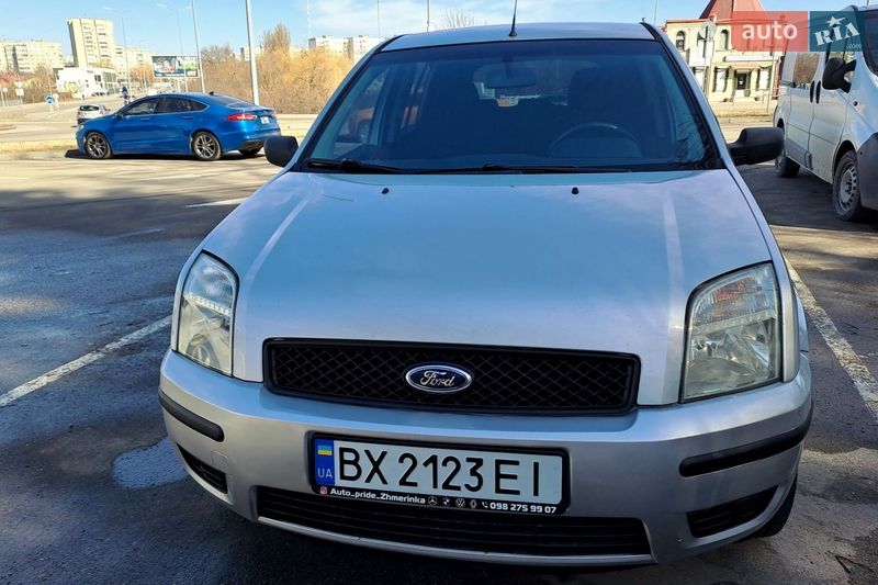 Хэтчбек Ford Fusion 2004 в Виннице