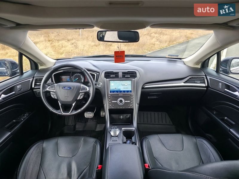 Седан Ford Fusion 2018 в Виннице
