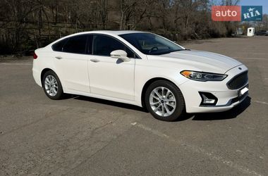 Седан Ford Fusion 2020 в Одессе