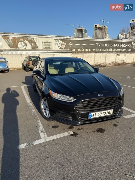 Седан Ford Fusion 2014 в Києві