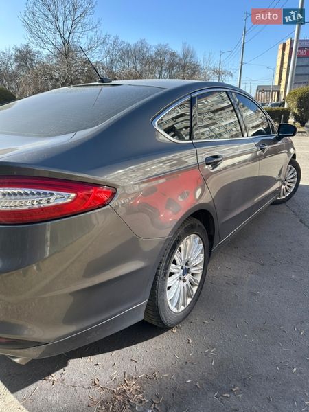 Седан Ford Fusion 2013 в Дніпрі