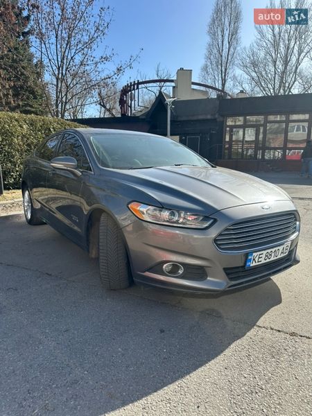 Седан Ford Fusion 2013 в Дніпрі