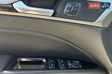 Седан Ford Fusion 2013 в Дніпрі