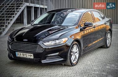 Седан Ford Fusion 2015 в Киеве
