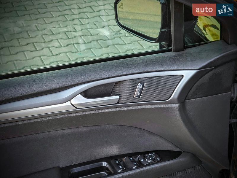 Седан Ford Fusion 2015 в Киеве фото 13 Седан Ford Fusion 2015 в Киеве