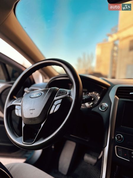 Седан Ford Fusion 2018 в Кривому Розі