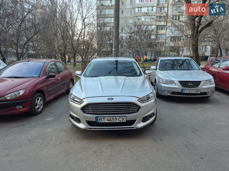 Седан Ford Fusion 2013 в Херсоні