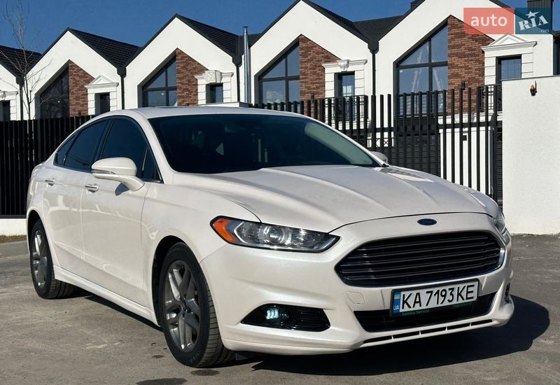 Седан Ford Fusion 2013 в Киеве