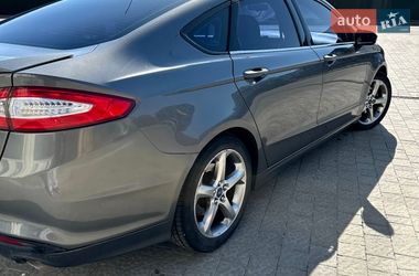 Седан Ford Fusion 2012 в Ужгороде