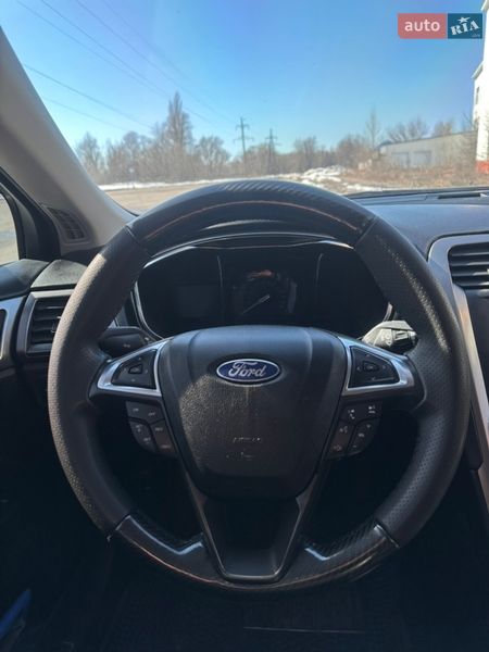Седан Ford Fusion 2017 в Шостці