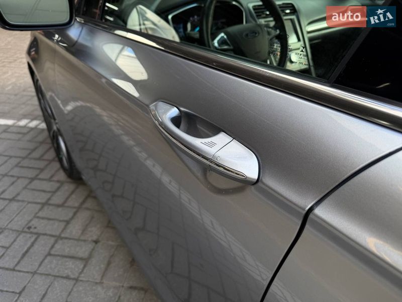 Седан Ford Fusion 2019 в Києві