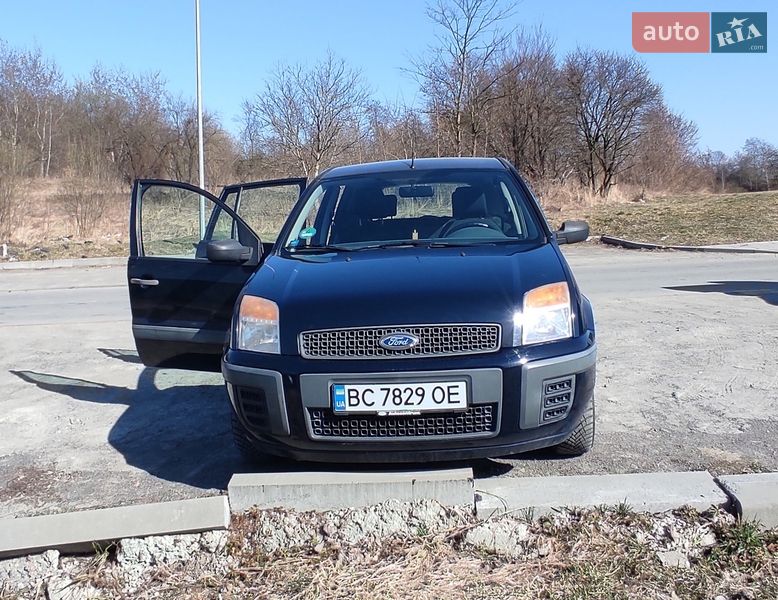 Седан Ford Fusion 2006 в Львове