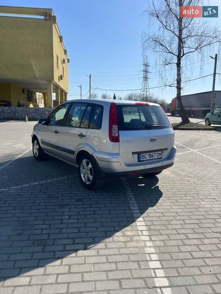 Хэтчбек Ford Fusion 2007 в Львове