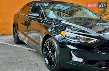 Седан Ford Fusion 2016 в Одесі