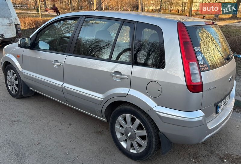 Хэтчбек Ford Fusion 2011 в Киеве