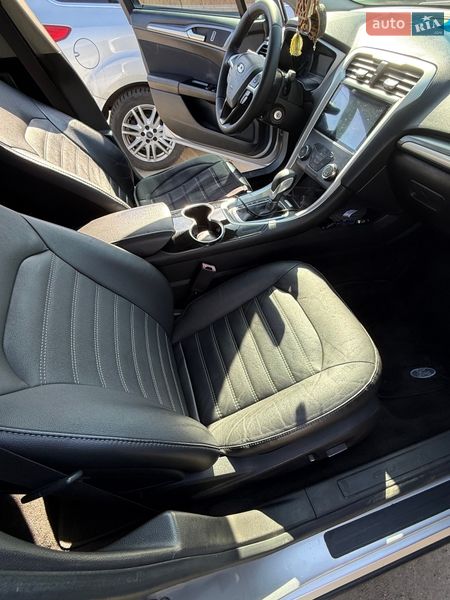 Седан Ford Fusion 2014 в Киеве